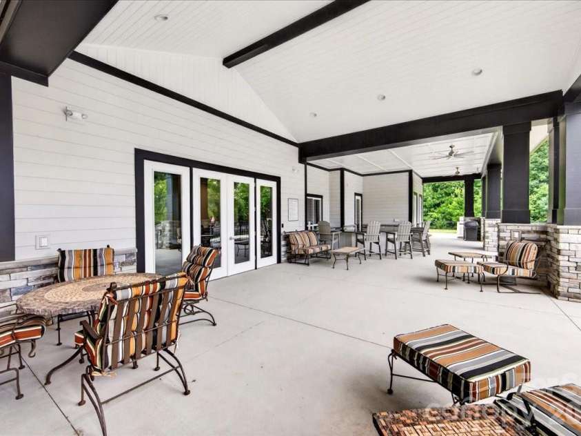 4420 Bright Road, Charlotte, NC 28214.  MLS# CAR4418557, YatesRealty ID 48486. 