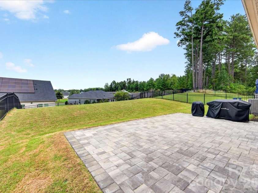 4420 Bright Road, Charlotte, NC 28214.  MLS# CAR4418557, YatesRealty ID 48486. Backyard