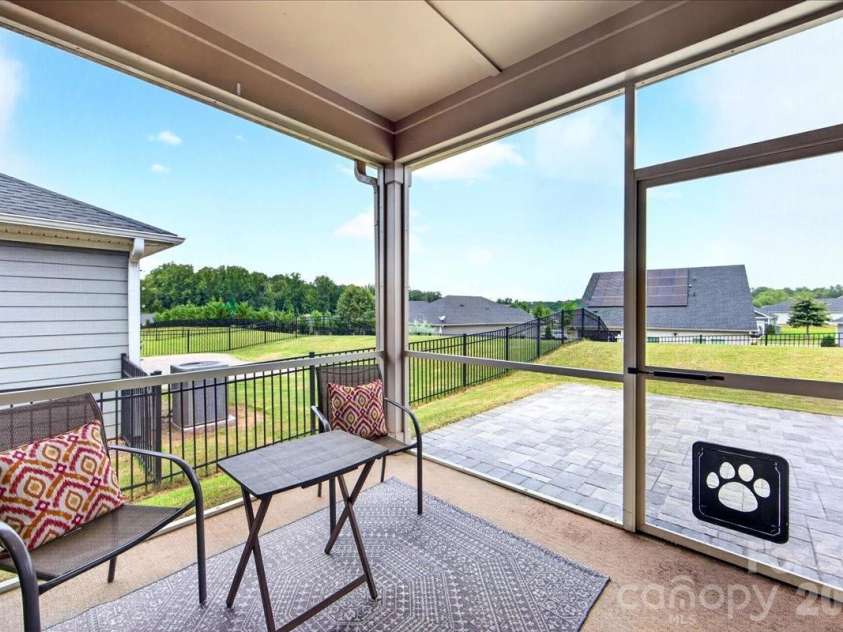 4420 Bright Road, Charlotte, NC 28214.  MLS# CAR4418557, YatesRealty ID 48486. Screen Porch