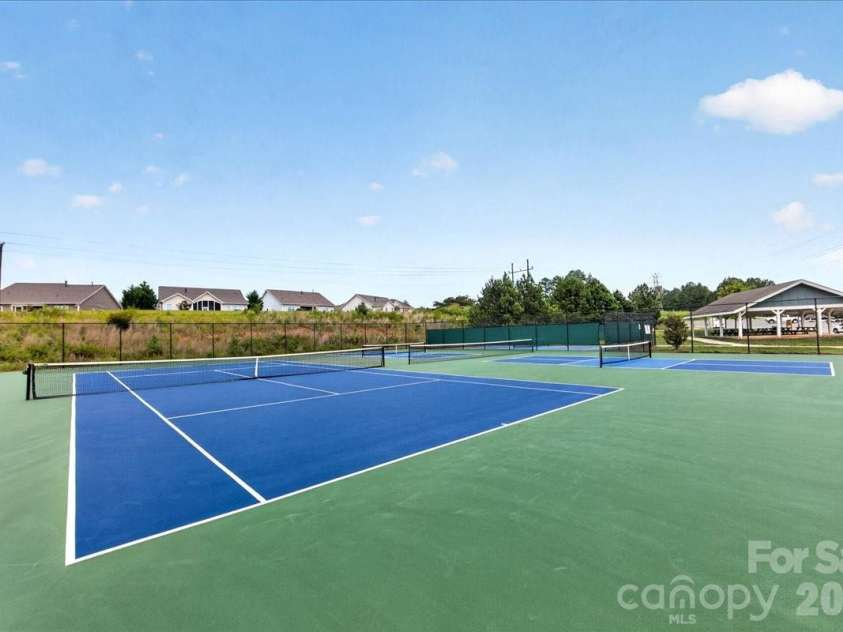 4420 Bright Road, Charlotte, NC 28214.  MLS# CAR4418557, YatesRealty ID 48486. Tennis