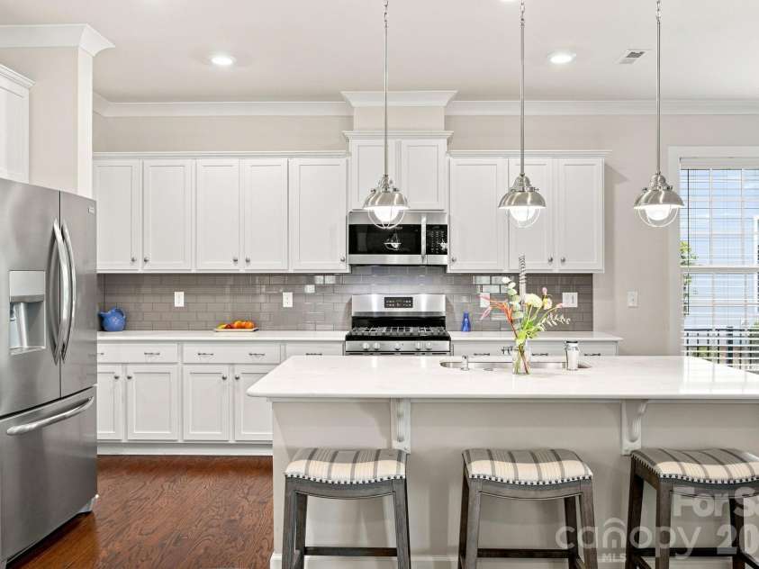 11644 Westbranch Parkway, Davidson, NC 28036.  MLS# CAR4418604, YatesRealty ID 48487. 