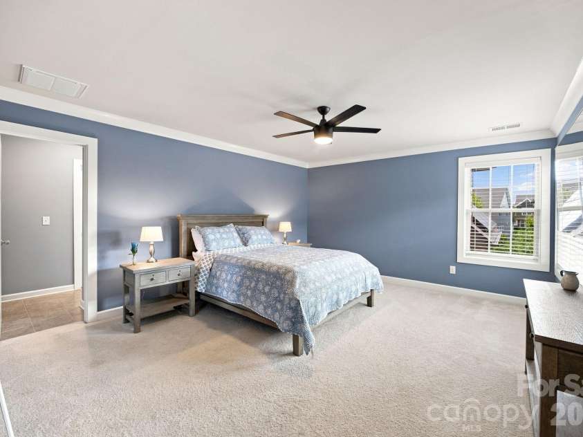 11644 Westbranch Parkway, Davidson, NC 28036.  MLS# CAR4418604, YatesRealty ID 48487. 