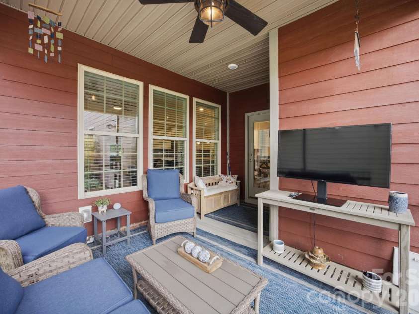 11644 Westbranch Parkway, Davidson, NC 28036.  MLS# CAR4418604, YatesRealty ID 48487. 
