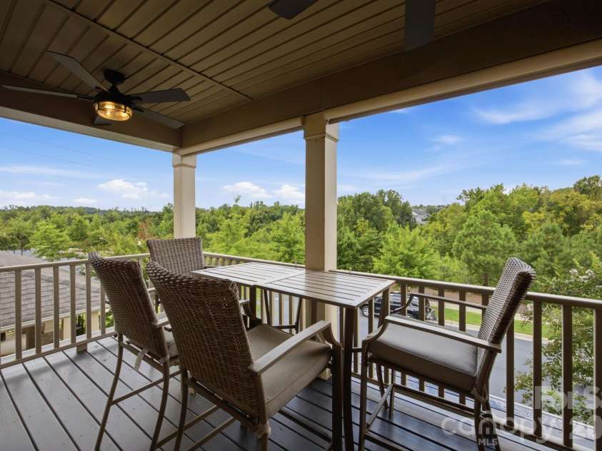 11644 Westbranch Parkway, Davidson, NC 28036.  MLS# CAR4418604, YatesRealty ID 48487. 