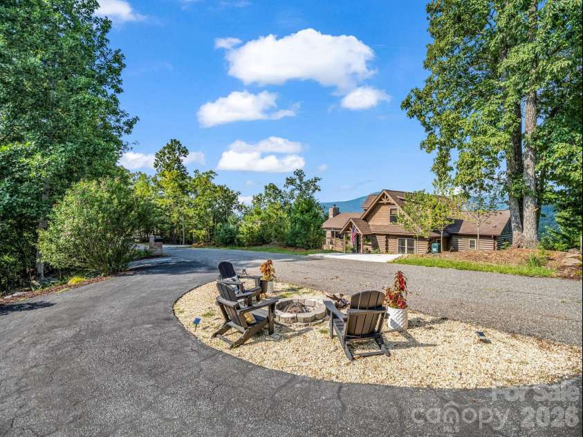 274 Hawks Nest Trail, Lake Lure, NC 28746.  MLS# CAR4396440, YatesRealty ID 48488. 