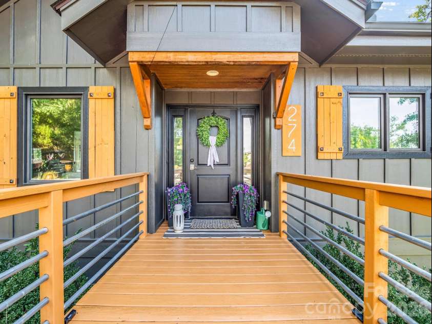 274 Hawks Nest Trail, Lake Lure, NC 28746.  MLS# CAR4396440, YatesRealty ID 48488. 