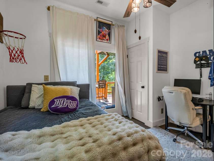 274 Hawks Nest Trail, Lake Lure, NC 28746.  MLS# CAR4396440, YatesRealty ID 48488. 