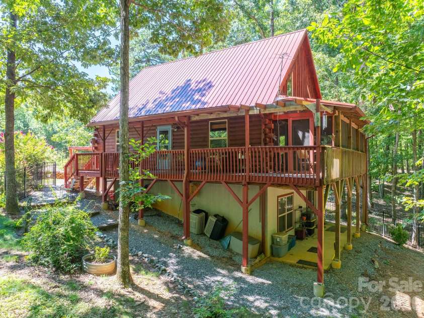 257 Adirondack Trail, Nebo, NC 28761.  MLS# CAR4418359, YatesRealty ID 48489. 