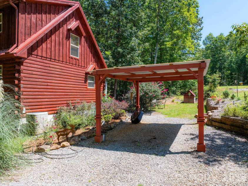 257 Adirondack Trail, Nebo, NC 28761.  MLS# CAR4418359, YatesRealty ID 48489. Carport