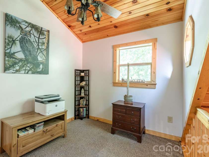 257 Adirondack Trail, Nebo, NC 28761.  MLS# CAR4418359, YatesRealty ID 48489. Upstairs loft area