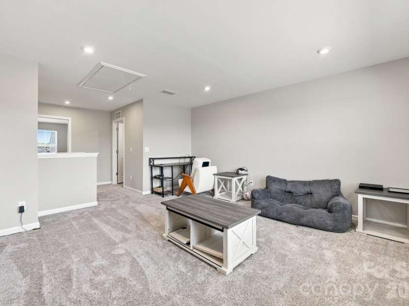 12028 Grinstead Lane, Charlotte, NC 28278.  MLS# CAR4420733, YatesRealty ID 48492. 
