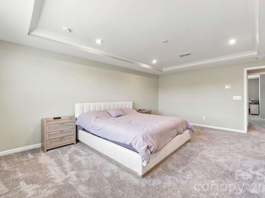 12028 Grinstead Lane, Charlotte, NC 28278.  MLS# CAR4420733, YatesRealty ID 48492. 