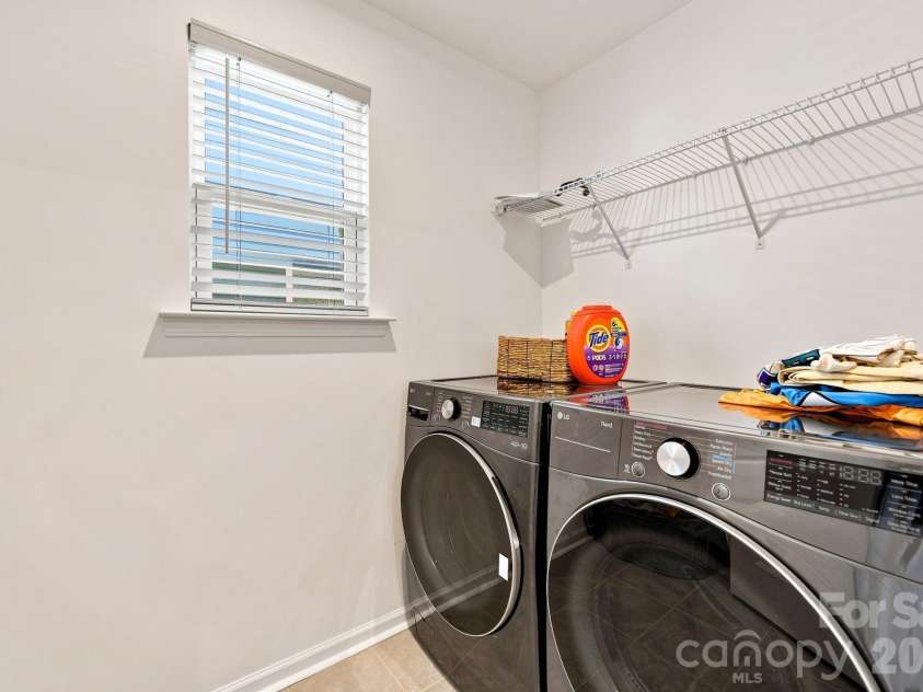 12028 Grinstead Lane, Charlotte, NC 28278.  MLS# CAR4420733, YatesRealty ID 48492. 