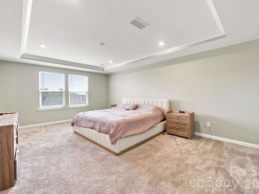12028 Grinstead Lane, Charlotte, NC 28278.  MLS# CAR4420733, YatesRealty ID 48492. Primary Bedroom