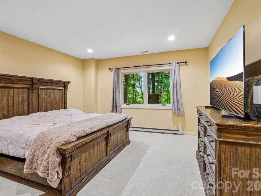 1067 English Ridge Drive, Mars Hill, NC 28754.  MLS# CAR4409023, YatesRealty ID 48493. Bedroom Lower Level