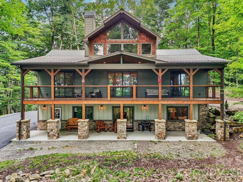1067 English Ridge Drive, Mars Hill, NC 28754.  MLS# CAR4409023, YatesRealty ID 48493. Luxury Custom Home