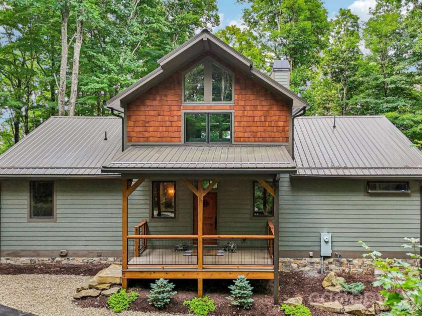1067 English Ridge Drive, Mars Hill, NC 28754.  MLS# CAR4409023, YatesRealty ID 48493. Luxury Custom Home