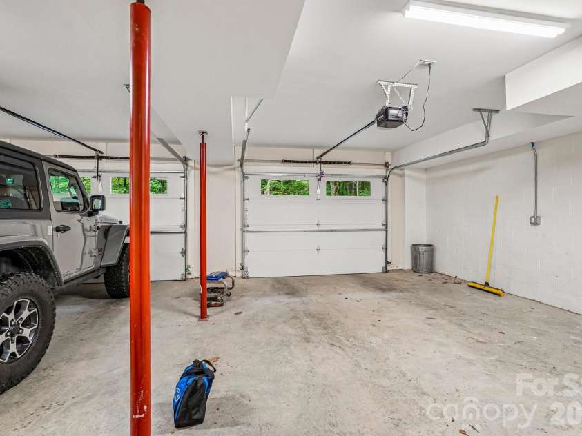 1067 English Ridge Drive, Mars Hill, NC 28754.  MLS# CAR4409023, YatesRealty ID 48493. Over-Sized Double Garage
