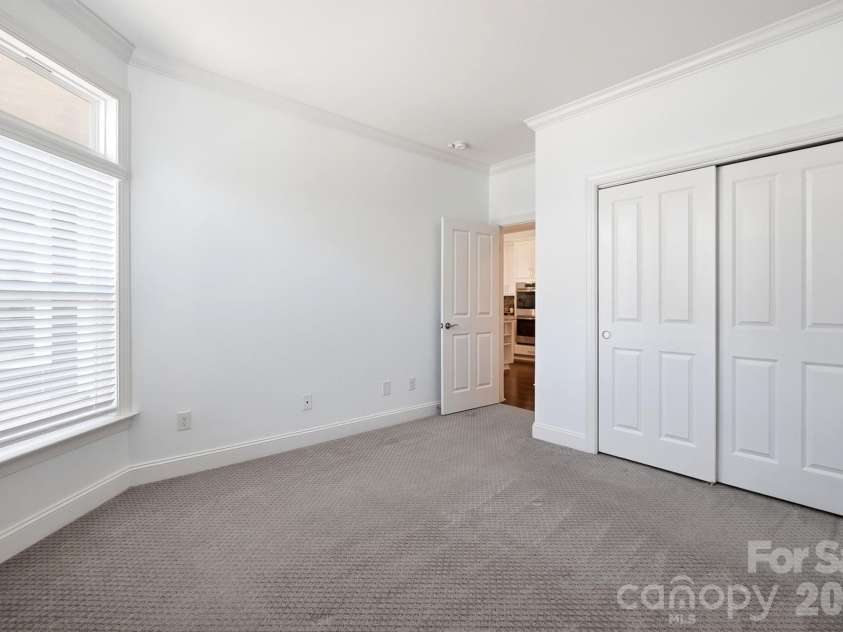 141 ValleyMist Lane, Mooresville, NC 28117.  MLS# CAR4418250, YatesRealty ID 48494. 