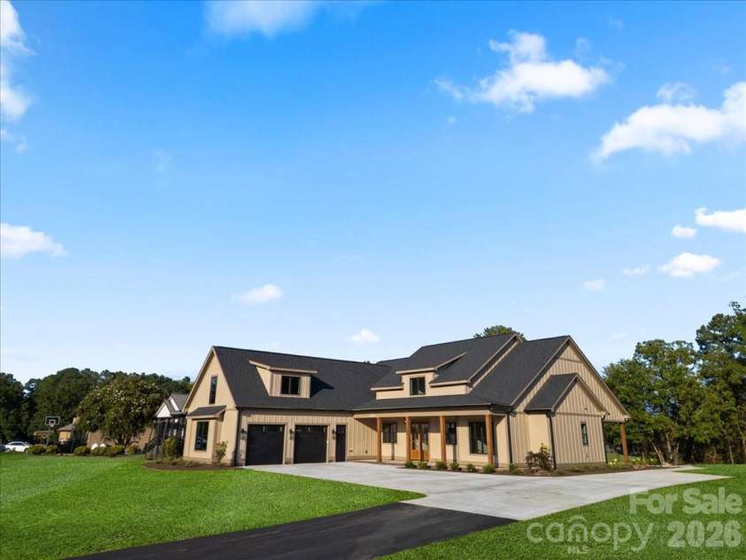 15194 Cove Point Lane, Norwood, NC 28128.  MLS# CAR4420736, YatesRealty ID 48495. 
