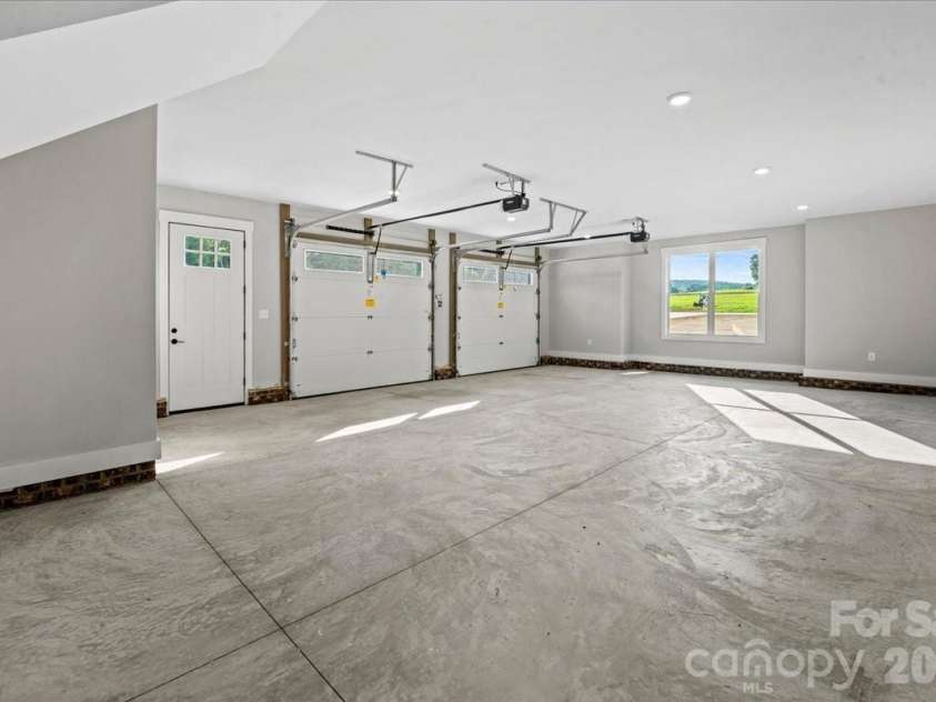 15194 Cove Point Lane, Norwood, NC 28128.  MLS# CAR4420736, YatesRealty ID 48495. 