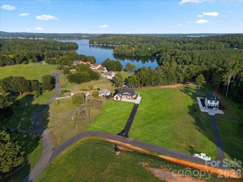 15194 Cove Point Lane, Norwood, NC 28128.  MLS# CAR4420736, YatesRealty ID 48495. 