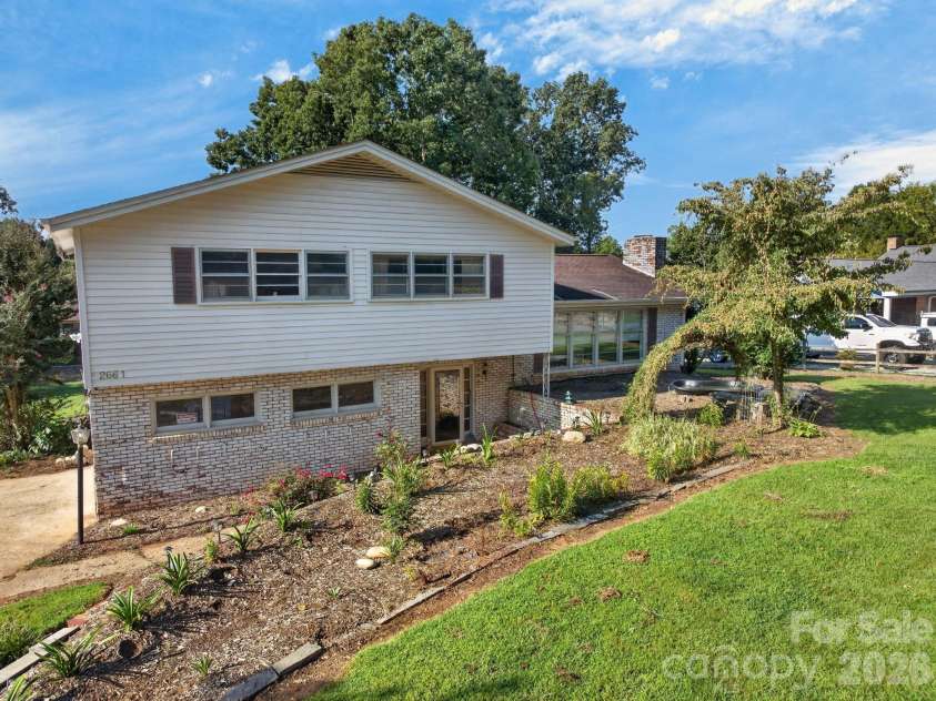 2661 Tiffany Street, Conover, NC 28613.  MLS# CAR4414689, YatesRealty ID 48496. 