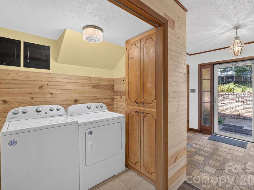 2661 Tiffany Street, Conover, NC 28613.  MLS# CAR4414689, YatesRealty ID 48496. Laundry Area