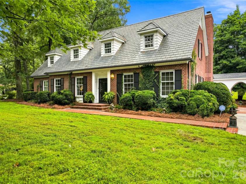 209 Labans Lane, Lincolnton, NC 28092.  MLS# CAR4419321, YatesRealty ID 48497. 