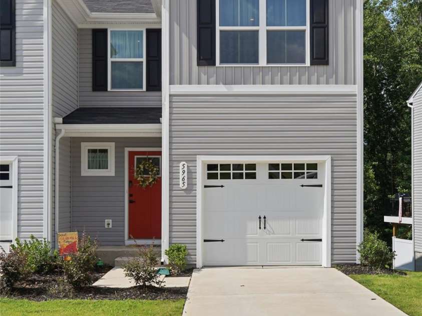 5965 Granbury Drive, Kannapolis, NC 28081.  MLS# CAR4418545, YatesRealty ID 48498. 