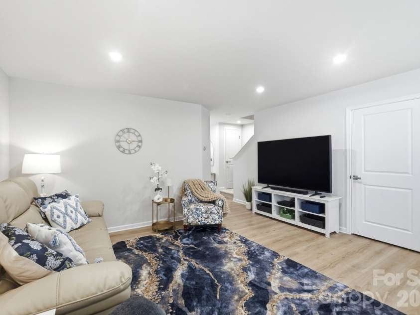 5965 Granbury Drive, Kannapolis, NC 28081.  MLS# CAR4418545, YatesRealty ID 48498. Living Room
