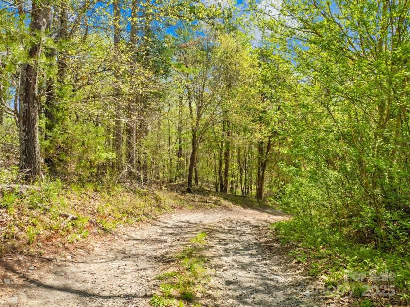 322 Main Street, Shelby, NC 28152.  MLS# CAR4244780, YatesRealty ID 485. 