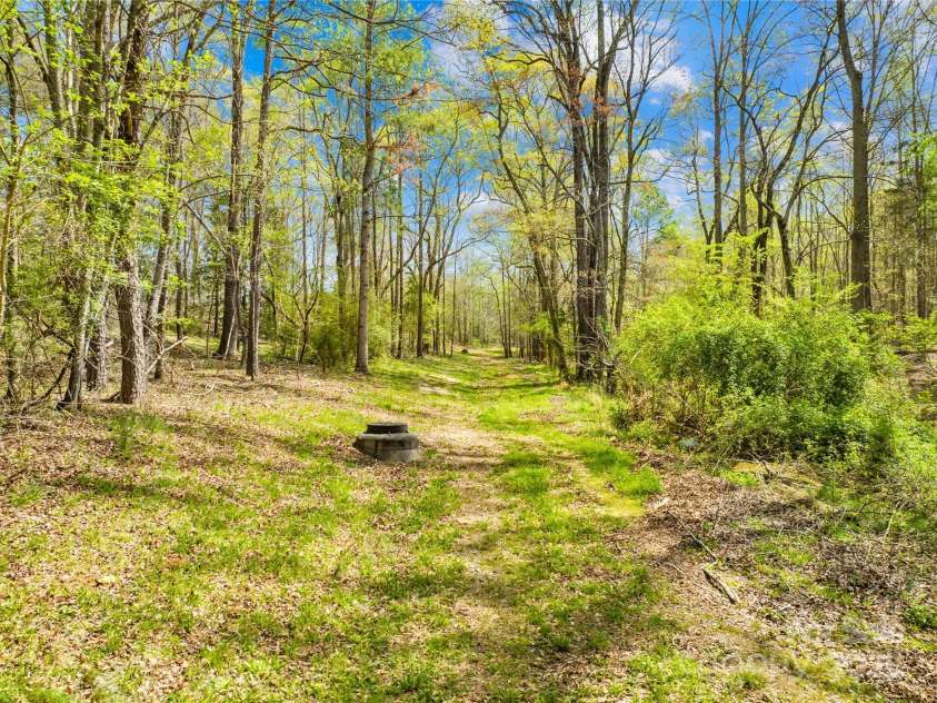 322 Main Street, Shelby, NC 28152.  MLS# CAR4244780, YatesRealty ID 485. 