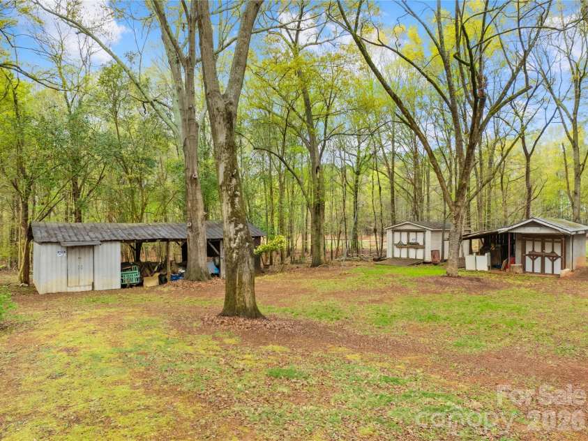 322 Main Street, Shelby, NC 28152.  MLS# CAR4378375, YatesRealty ID 485. 