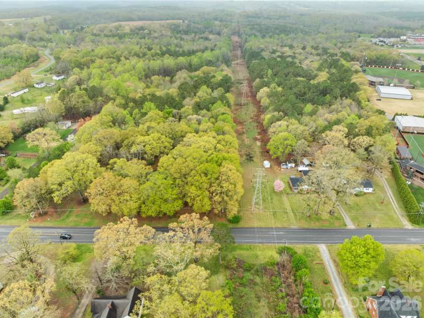 322 Main Street, Shelby, NC 28152.  MLS# CAR4378375, YatesRealty ID 485. 