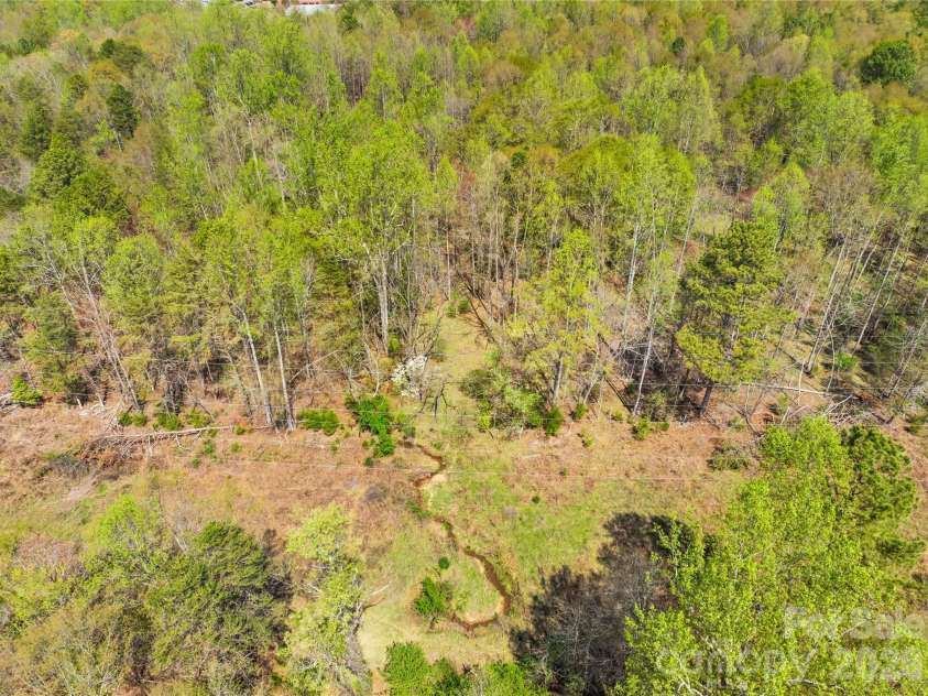 322 Main Street, Shelby, NC 28152.  MLS# CAR4378375, YatesRealty ID 485. 