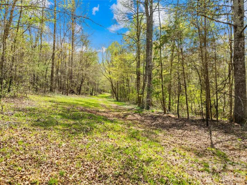 322 Main Street, Shelby, NC 28152.  MLS# CAR4378375, YatesRealty ID 485. 