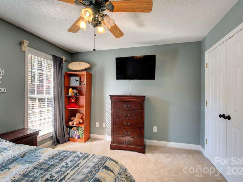 299 Sequoyah Drive, Chesnee, SC 29323.  MLS# CAR4319248, YatesRealty ID 4850. 