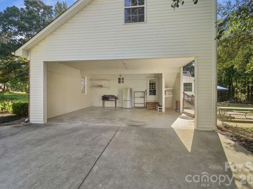 416 Ambrose Lane, Monroe, NC 28110.  MLS# CAR4416796, YatesRealty ID 48500. 