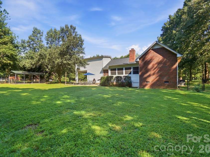 416 Ambrose Lane, Monroe, NC 28110.  MLS# CAR4416796, YatesRealty ID 48500. 