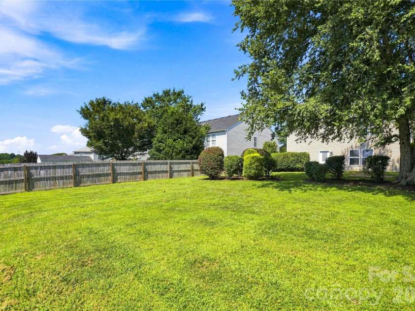 117 Farm Springs Drive, Mount Holly, NC 28120.  MLS# CAR4417237, YatesRealty ID 48501. 