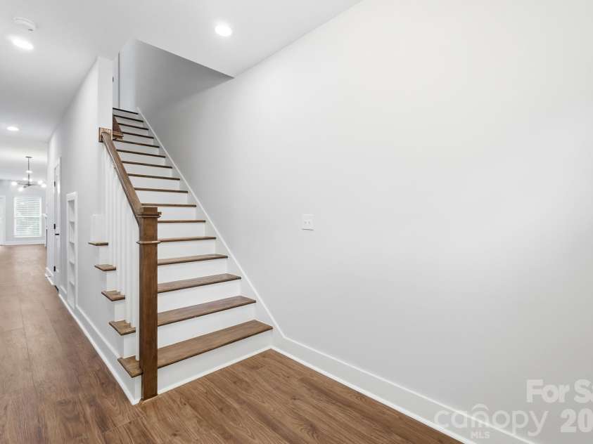 3217 Credenza Road, Charlotte, NC 28208.  MLS# CAR4434142, YatesRealty ID 48502. 