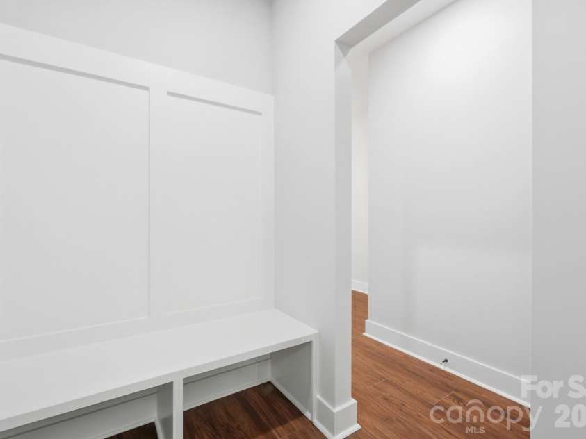 3217 Credenza Road, Charlotte, NC 28208.  MLS# CAR4434142, YatesRealty ID 48502. 