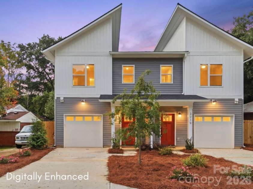 3217 Credenza Road, Charlotte, NC 28208.  MLS# CAR4434142, YatesRealty ID 48502. 