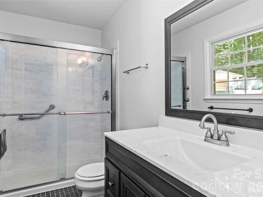 3545 Lakeshore Drive, Clemmons, NC 27012.  MLS# CAR4419434, YatesRealty ID 48503. 