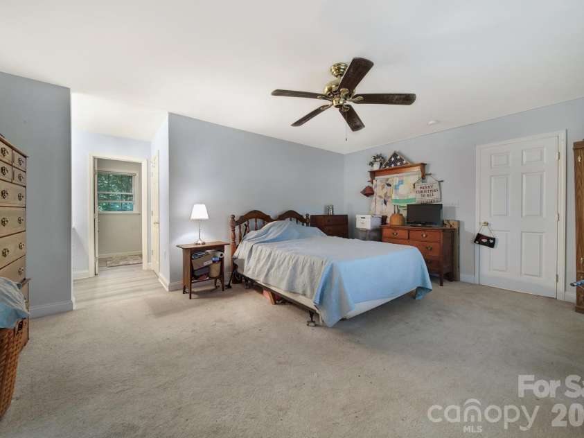 2000 Sossoman Springs Road, Midland, NC 28107.  MLS# CAR4420719, YatesRealty ID 48507. 