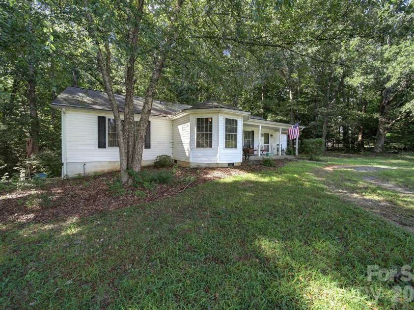 2000 Sossoman Springs Road, Midland, NC 28107.  MLS# CAR4420719, YatesRealty ID 48507. 