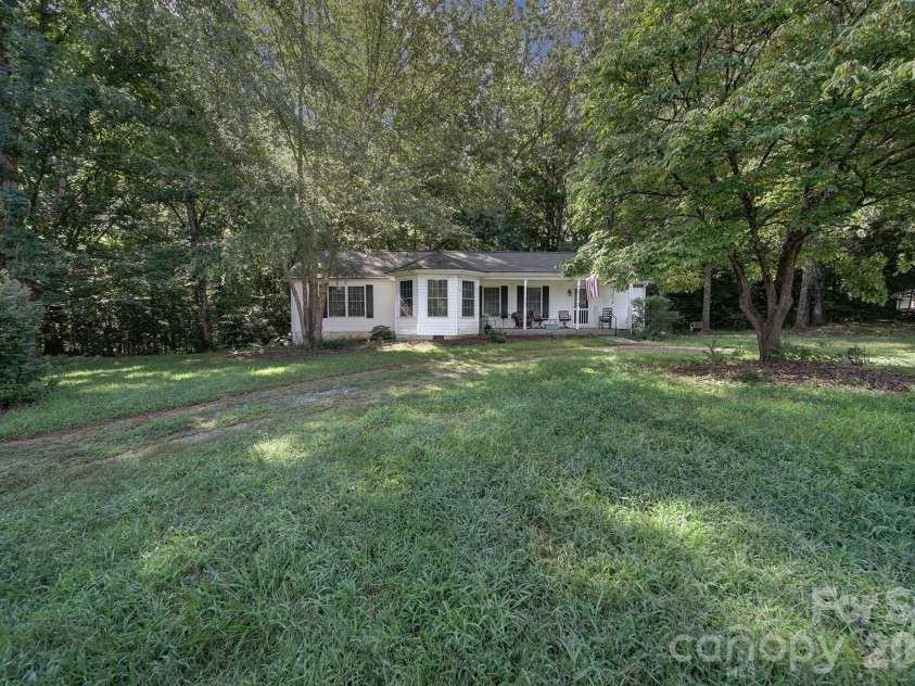 2000 Sossoman Springs Road, Midland, NC 28107.  MLS# CAR4420719, YatesRealty ID 48507. 
