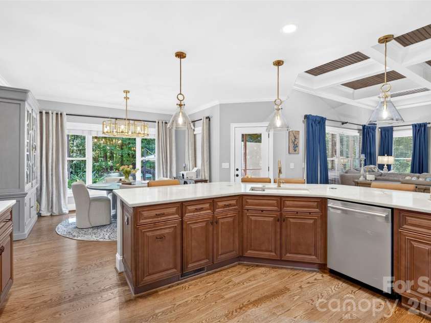 6653 Goose Point Drive, Denver, NC 28037.  MLS# CAR4421155, YatesRealty ID 48509. 