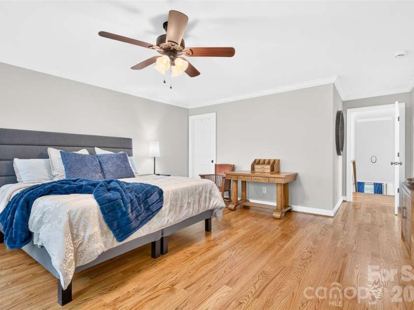 6653 Goose Point Drive, Denver, NC 28037.  MLS# CAR4421155, YatesRealty ID 48509. 